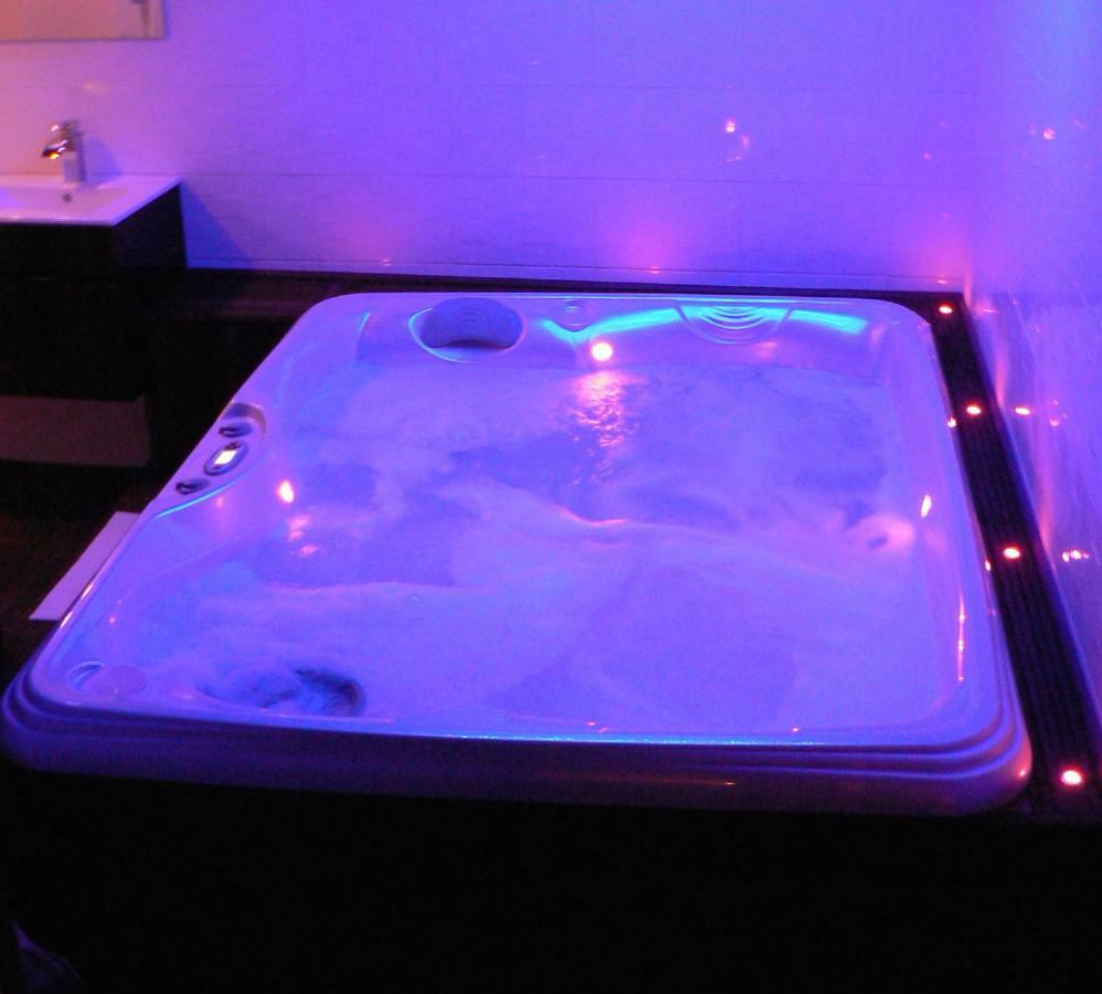 Love Room Proche Rennes Le Cocon Enchanteur Plelan-le-Grand Ngoại thất bức ảnh